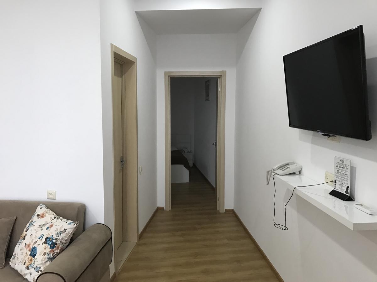 Hotel Marseille Batumi Eksteriør bilde