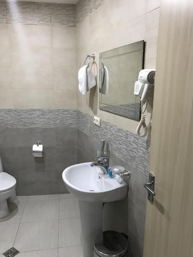 Hotel Marseille Batumi Eksteriør bilde
