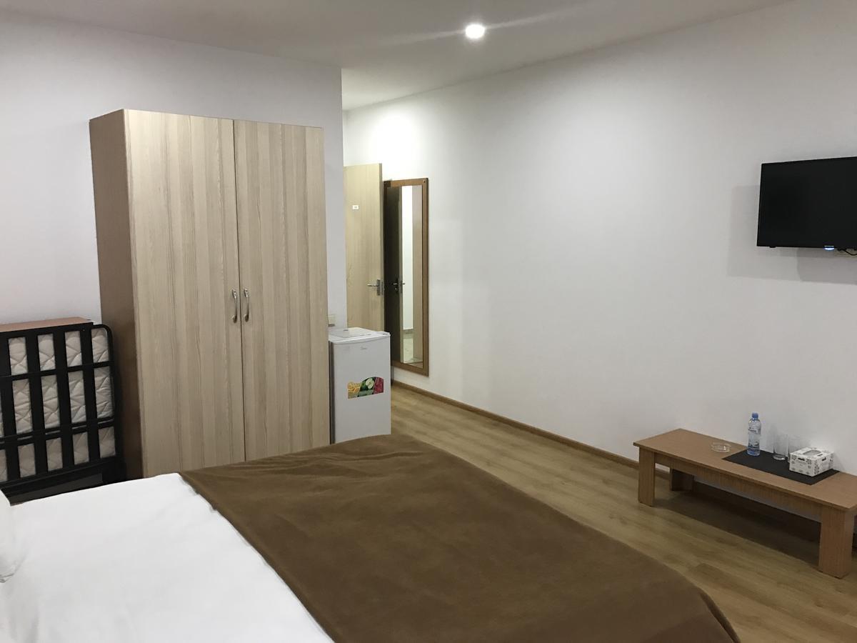 Hotel Marseille Batumi Eksteriør bilde