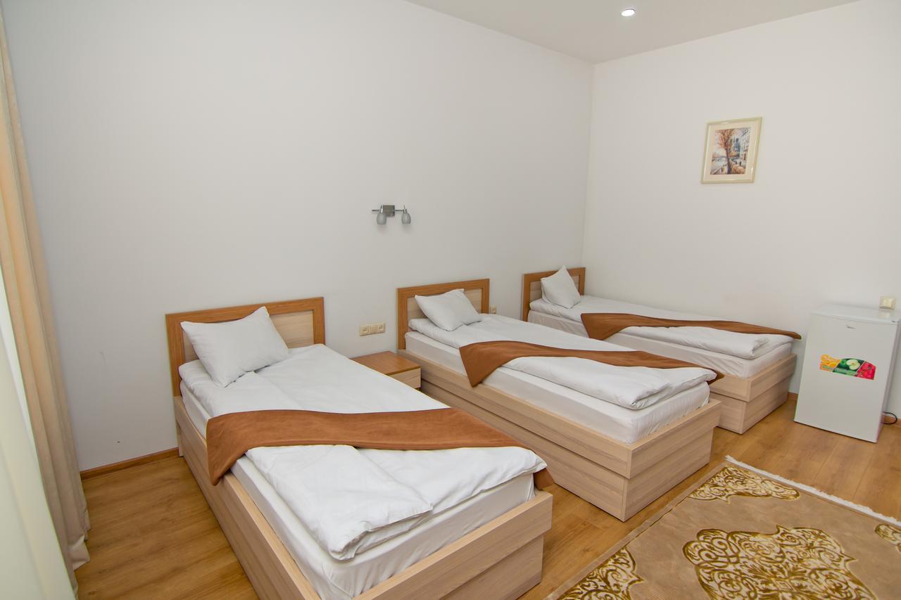 Hotel Marseille Batumi Eksteriør bilde