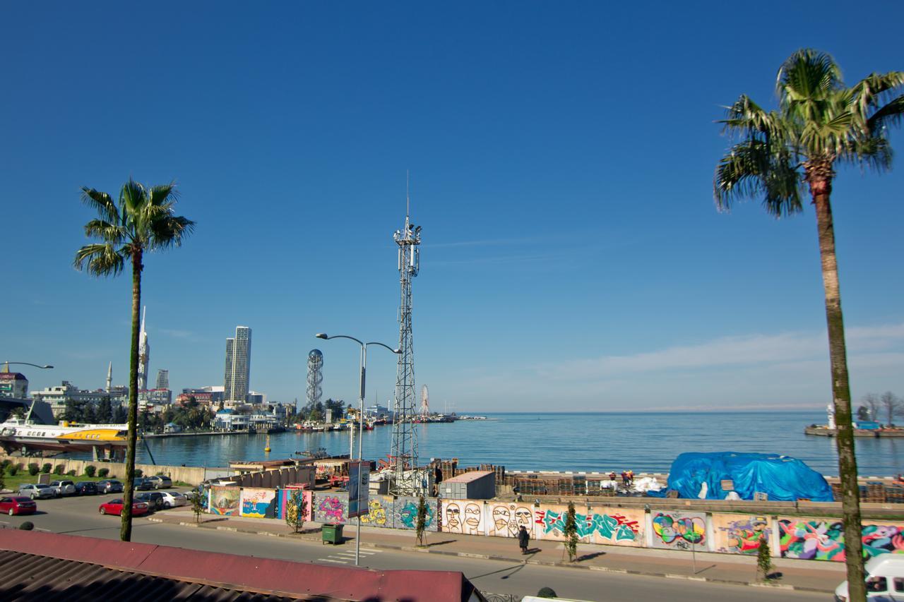 Hotel Marseille Batumi Eksteriør bilde